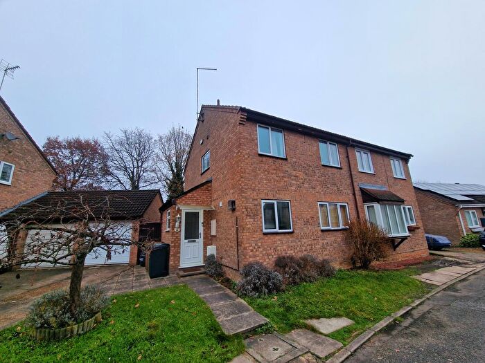 3 Bedroom Semi-Detached House To Rent In Sellers Grange, Orton Goldhay, Peterborough, PE2
