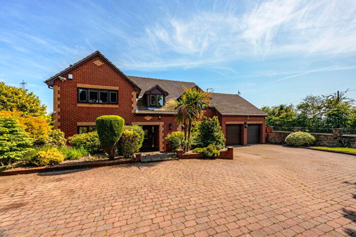 4 Bedroom Detached House For Sale In Tipsey Court, Mapplewell, Barnsley, S75