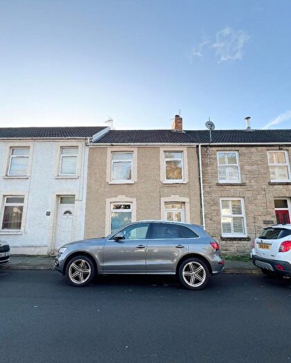 3 Bedroom Terraced House For Sale In South Street, Bridgend County Borough, CF31