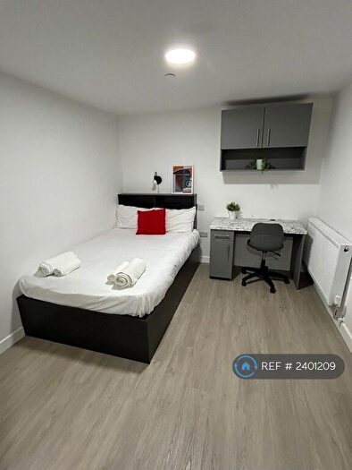 Studio To Rent In Humphrey Road, Manchester, M16