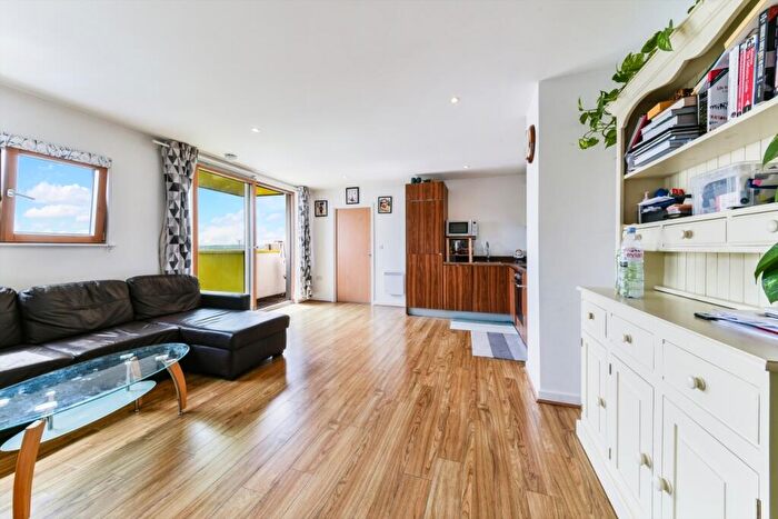 2 Bedroom Flat To Rent In Schrier Ropeworks, Arboretum Place, Barking, London, IG11