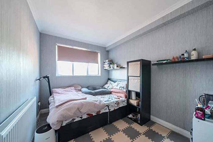4 Bedroom Detached House For Sale In Primrose Hill, Kings Langley, WD4