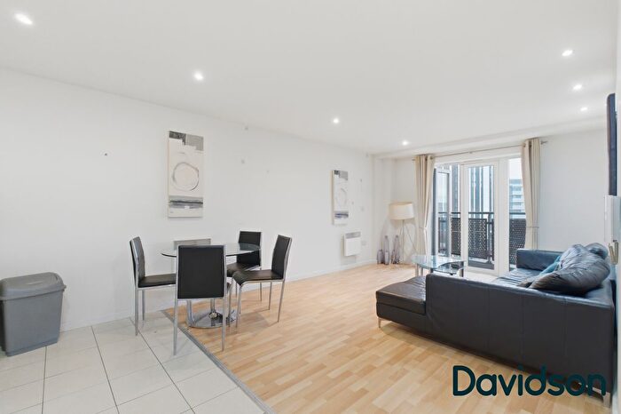 2 Bedroom Flat To Rent In Masshouse Plaza, Moor Street Queensway, Birmingham, B5