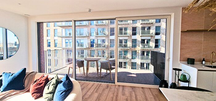 1 Bedroom Flat To Rent In Quay Walk, Wembley, Middlesex, HA0