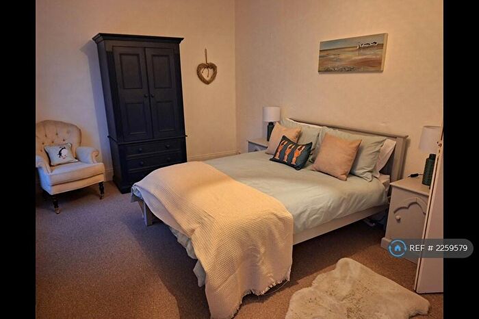 1 Bedroom Flat To Rent In Aberamffra Road, Barmouth, LL42