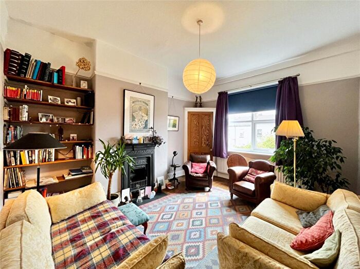 3 Bedroom Apartment For Sale In Harlech Road, Crosby, L23