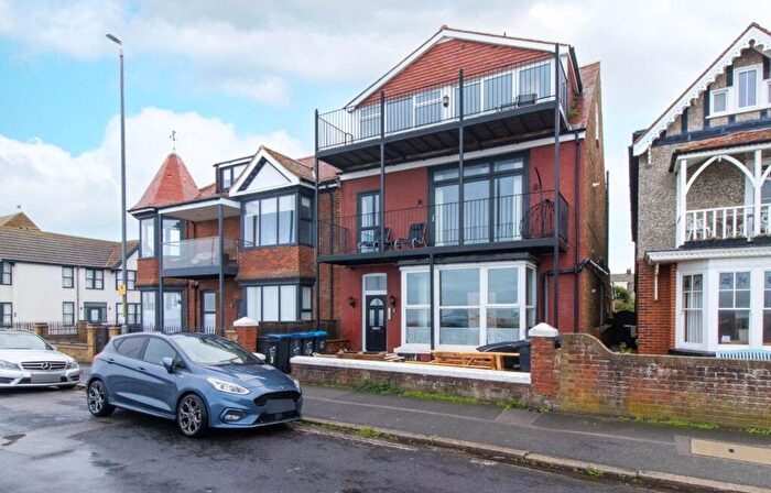 2 Bedroom Maisonette To Rent In Royal Esplanade, Margate, CT9