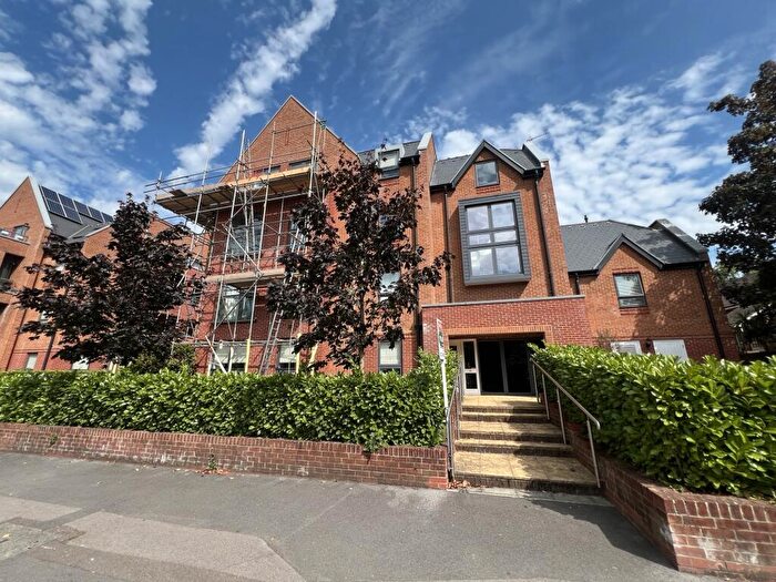 1 Bedroom Apartment To Rent In Hulse Road, Southampton, SO15