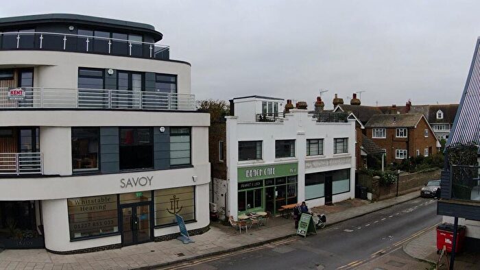 2 Bedroom Restaurant Retail Property / Shop For Sale In The Beach Cafe, & Beach Walk, Whitstable, CT5