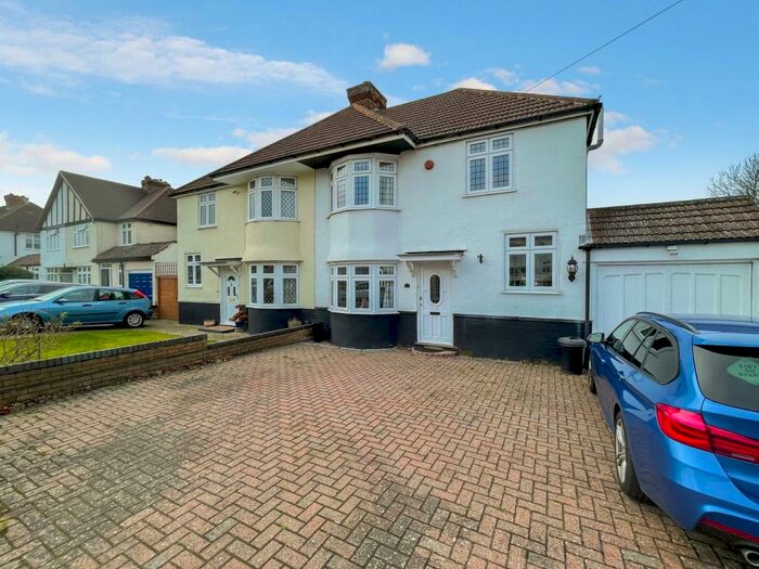 3 Bedroom Semi-Detached House To Rent In Crescent Drive, Petts Wood, Orpington, BR5