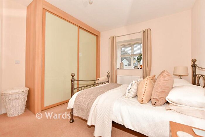 2 Bedroom Coach House For Sale In Carter Close, Hawkinge, Folkestone, Kent, CT18