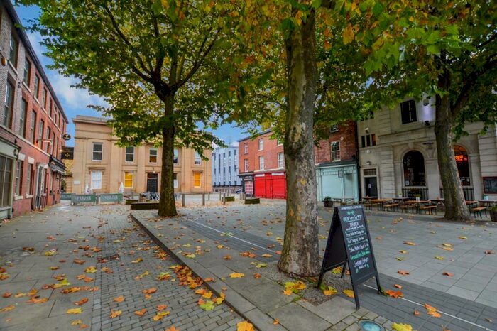 1 Bedroom Flat To Rent In Town Hall, Bexley Square, Salford, M3