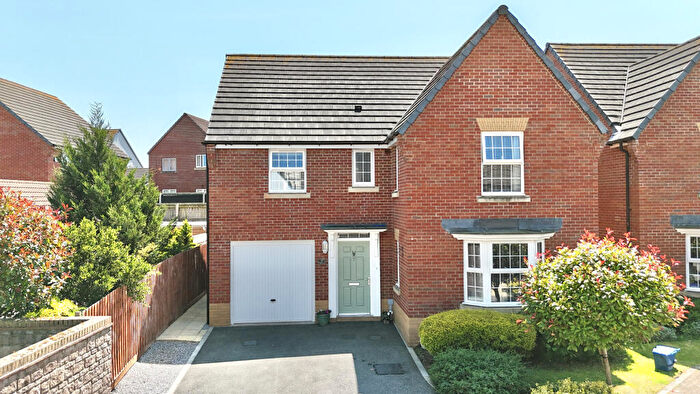 4 Bedroom House For Sale In Trott Close, Cullompton, EX15