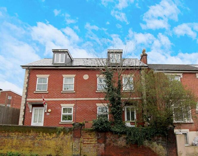 3 Bedroom Property To Rent In Woodbridge Road, Ipswich, IP4