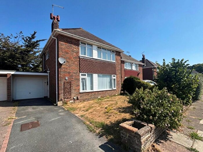 3 Bedroom Detached House To Rent In Cumberland Avenue, Goring-by-Sea, BN12