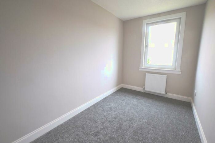 3 Bedroom Maisonette To Rent In Lansbury Street, Kirkcaldy, KY1
