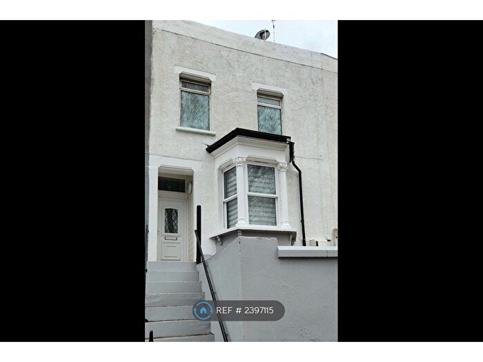 4 Bedroom Terraced House To Rent In Brookhill Road, London, SE18