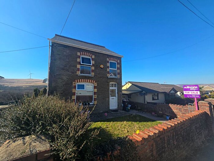 3 Bedroom Detached House For Sale In Heol Y Gors, Cwmgors, Ammanford, SA18