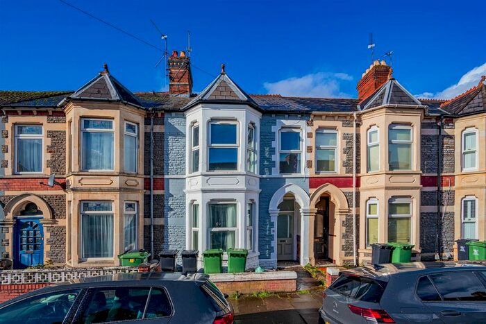 2 Bedroom Flat To Rent In Theobald Road, Canton, Cardiff, CF5