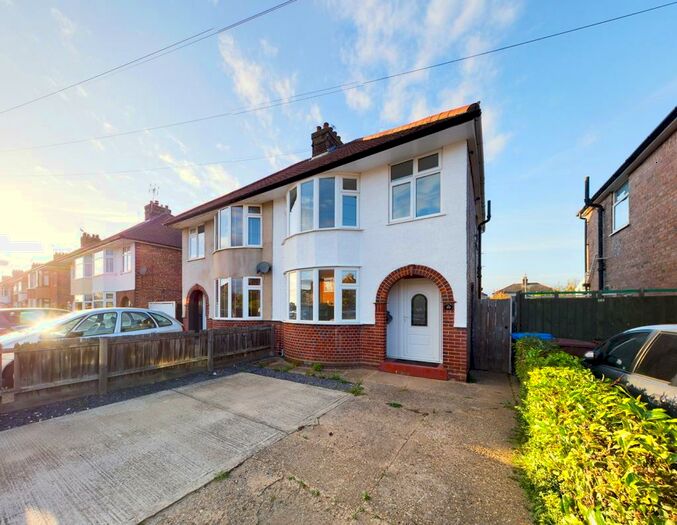 3 Bedroom Semi-Detached House To Rent In Mildmay Road, Ipswich, IP3