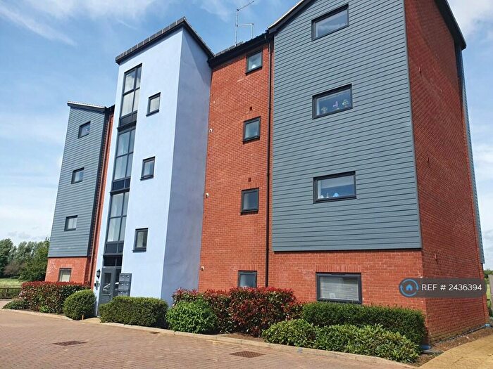 2 Bedroom Flat To Rent In Abells Close, Walton, Milton Keynes, MK7