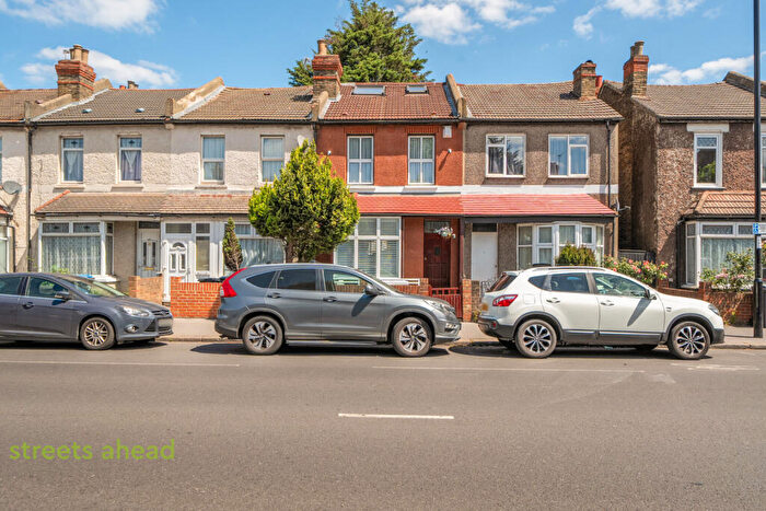 4 Bedroom Terraced House For Sale In Tankerton Terrace, Mitcham Road, Croydon, CR0