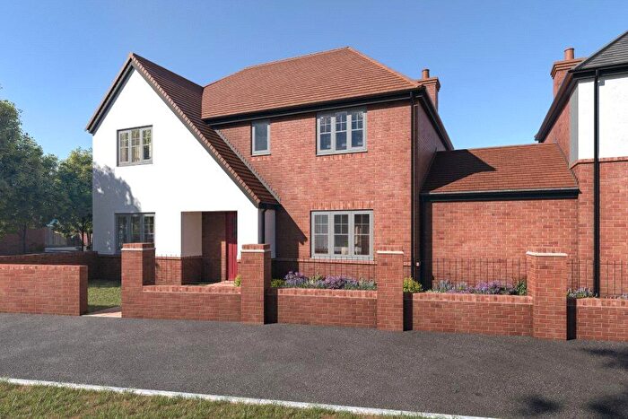 4 Bedroom Link Detached House For Sale In Sutton Drive, Kettering, Northamptonshire, NN16