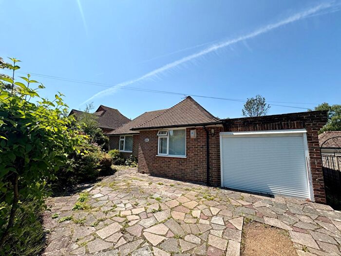 2 Bedroom Bungalow To Rent In London Road, Crowborough, TN6