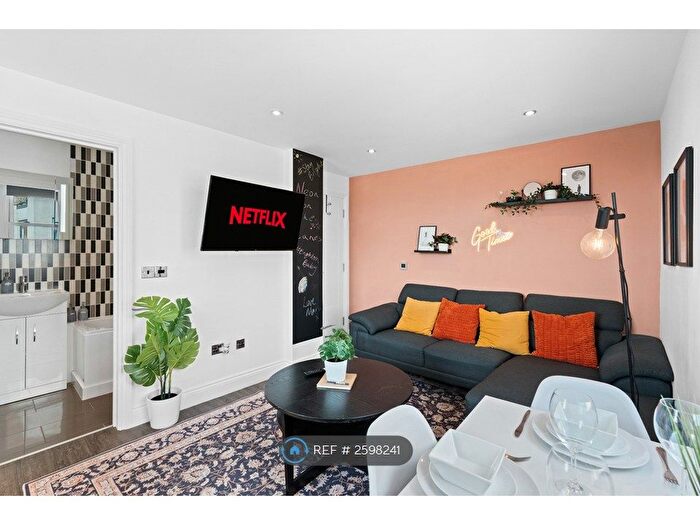 1 Bedroom Flat To Rent In Windsor Court, Brighton, BN1