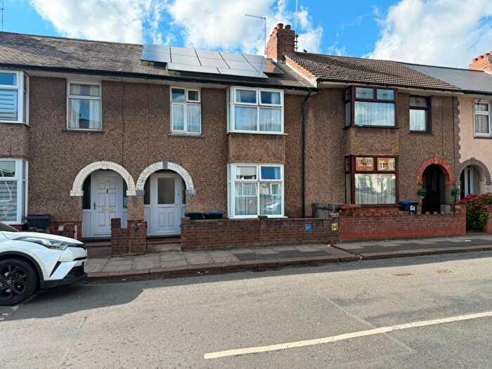 3 Bedroom Terraced House For Sale In Balfour Road, Northampton, NN2