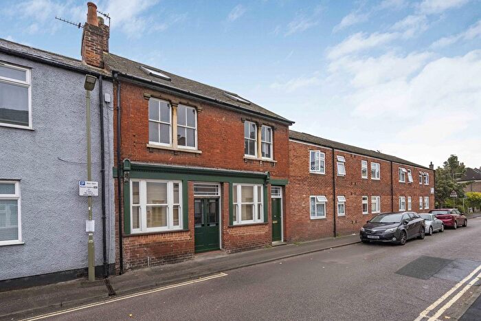 5 Bedroom Terraced House For Sale In Vicarage Road, New Hinksey, OX1