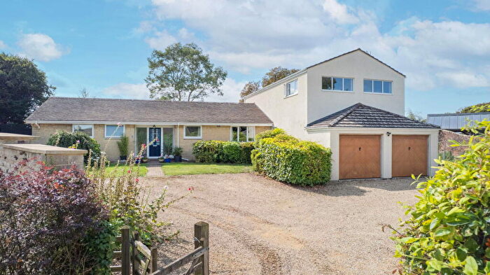 5 Bedroom Detached House For Sale In Chipping Close, Wotton-under-Edge, GL12