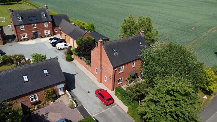 5 Bedroom Detached House For Sale In Barton Road, Carlton, CV13