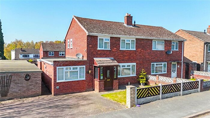 3 Bedroom Semi-Detached House For Sale In Piccadilly Crescent, Piccadilly, Tamworth, Warwickshire, B78