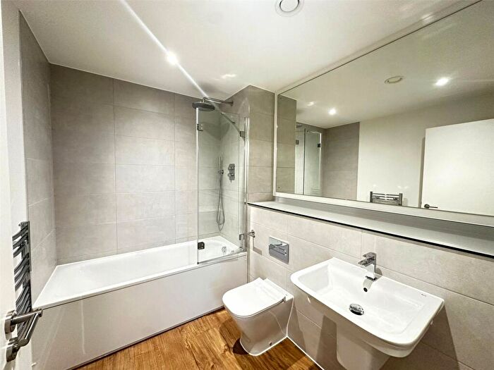2 Bedroom Apartment To Rent In South Central, , Essex Street, Birmingham, B5
