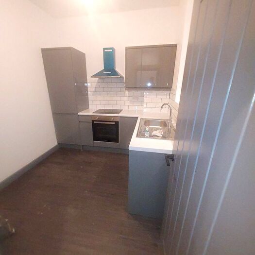 1 Bedroom Flat To Rent In Camberwell Road, London, SE5