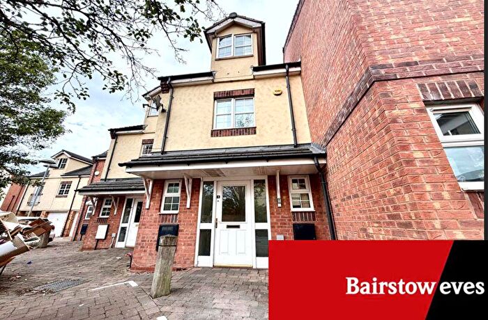 3 Bedroom Property To Rent In Manorhouse Close, Walsall, WS1