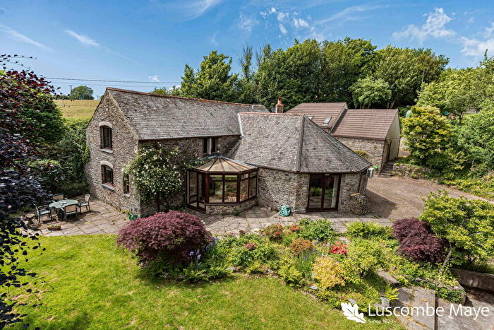 5 Bedroom Barn Conversion For Sale In Broadaford, Ivybridge, PL21