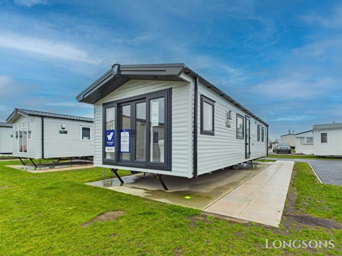 2 Bedroom Park Home For Sale In Suffolk Sands Holiday Park, IP11