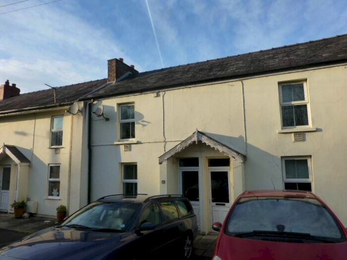 2 Bedroom Terraced House To Rent In Priory Row, Carmarthen, SA31