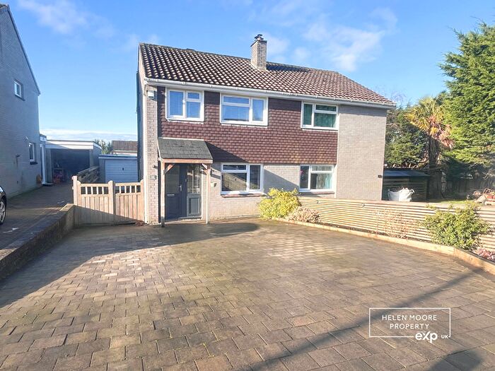 3 Bedroom Semi-Detached House For Sale In Wearde Road, Saltash, Cornwall, PL12