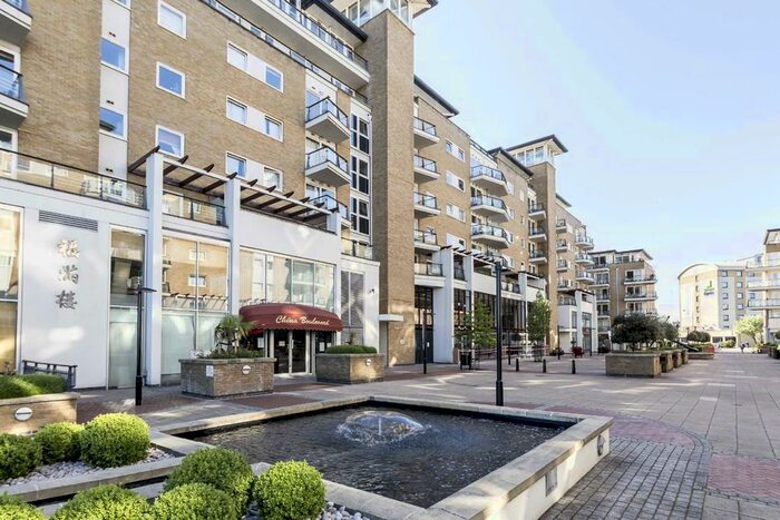 2 Bedroom Flat To Rent In Smugglers Way, London, SW18