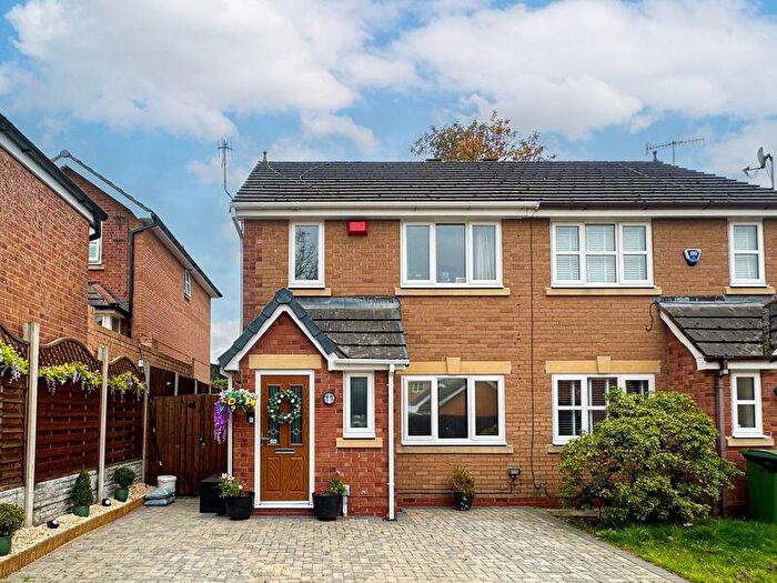 3 Bedroom Semi-Detached House For Sale In Heatley Close, Prenton, Wirral, CH43