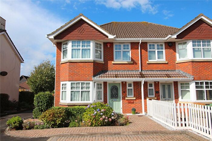 3 Bedroom House For Sale In Chestnut Grove, Manor Road, New Milton, Hampshire, BH25
