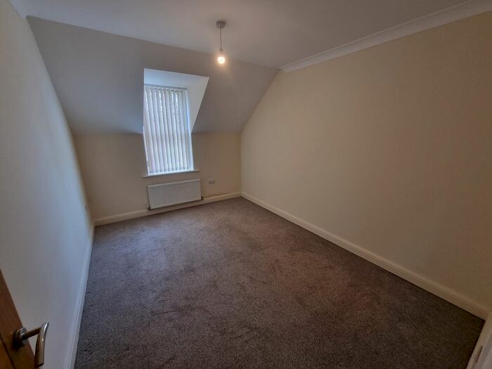 3 Bedroom Flat To Rent In Lever House, Greenmount Lane, Heaton, Bolton, BL1
