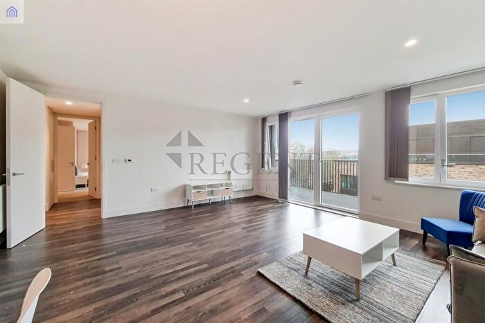2 Bedroom Apartment To Rent In Fusion Apartments, Moulding Lane, SE14