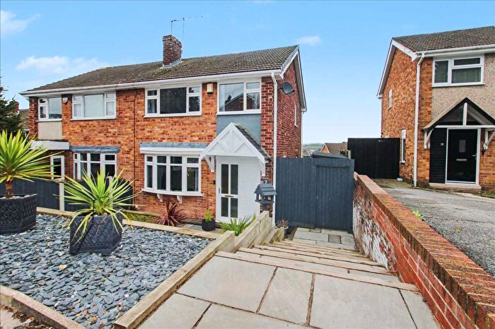 3 Bedroom Semi Detached House For Sale In Bestwick Avenue, Heanor, DE75