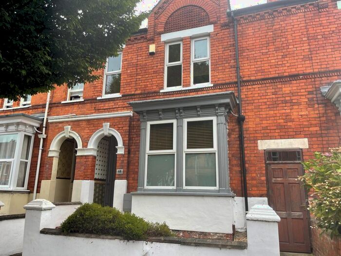 4 Bedroom Semi-Detached House To Rent In Richmond Road, Lincoln, LN1