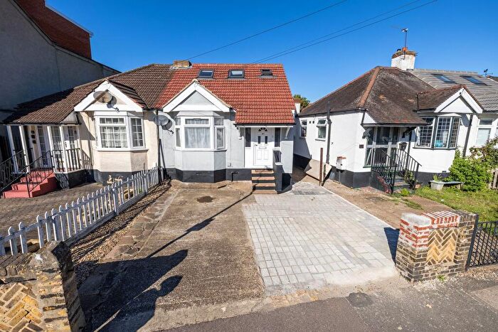 3 Bedroom Semi-Detached Bungalow For Sale In Abbey Wood, London, SE2