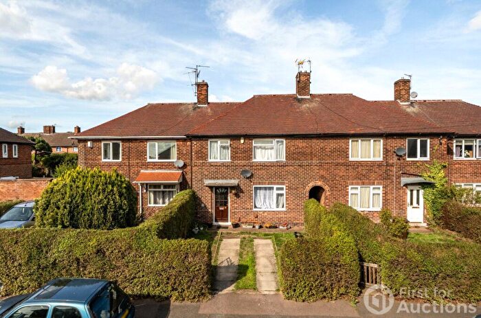 3 Bedroom Terraced House For Sale In Arnside Road, Nottingham, NG5
